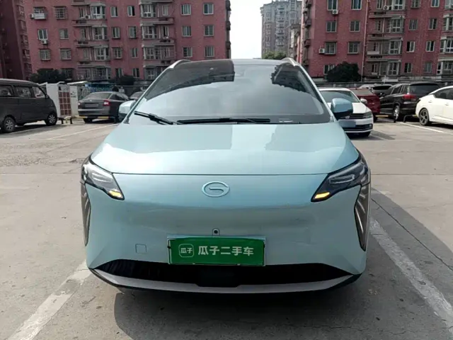 GAC Aion Y — Фото автомобиля 2