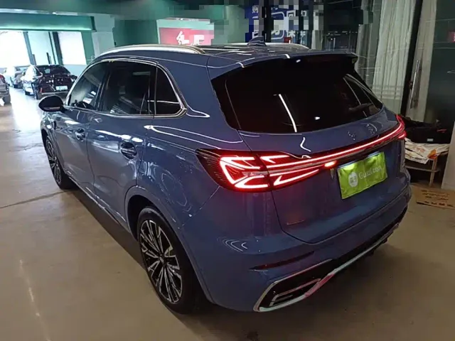 Hongqi HS5 — Фото автомобиля 4