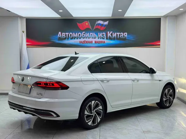 Volkswagen Bora — Фото автомобиля 4