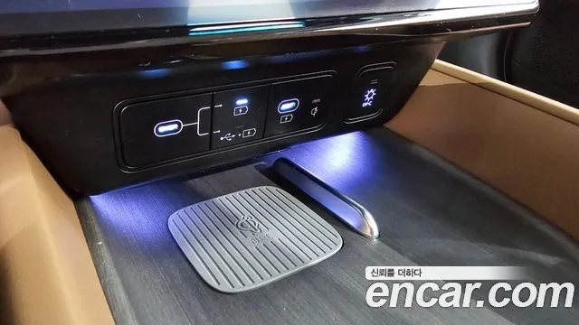 Hyundai Grandeur GN7 — Фото автомобиля 13