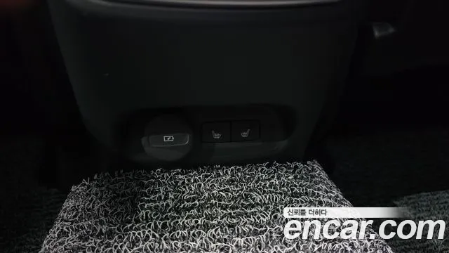 Вольво XC40 — Фото автомобиля 26