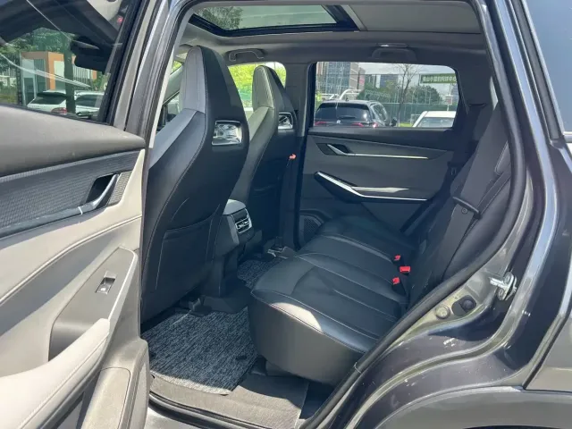Changan CS75 Plus — Фото автомобиля 12