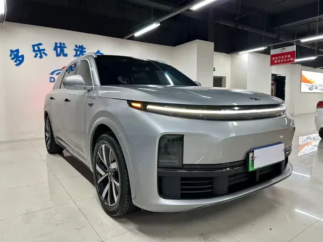 Li Auto L7 — Фото автомобиля 3