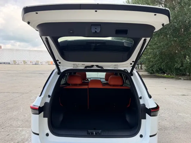 Toyota BoZhi 3X — Фото автомобиля 15