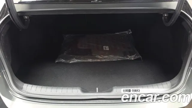Hyundai Avante CN7 — Фото автомобиля 26