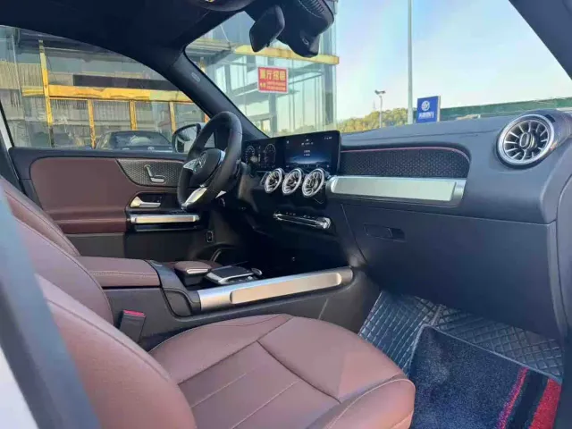 Mercedes-Benz GLB-Class — Фото автомобиля 9