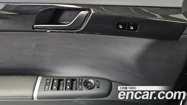 Hyundai Grandeur Grandeur (GN7) 3.5 Бензин 2WD — Фото автомобиля 24