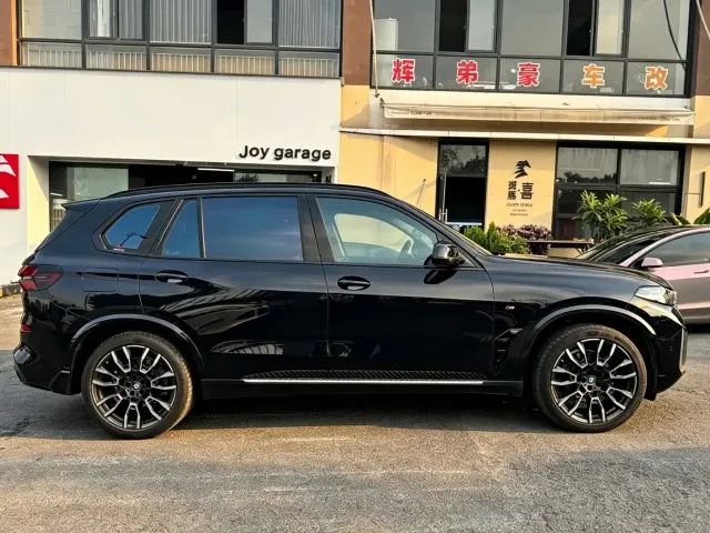 BMW X5 — Фото автомобиля 2