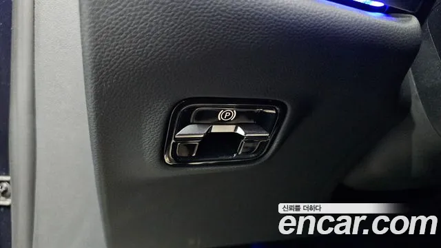 Mercedes-Benz E-Class W214 — Фото автомобиля 25