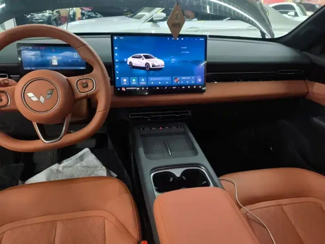 Wuling Starlight — Фото автомобиля 9