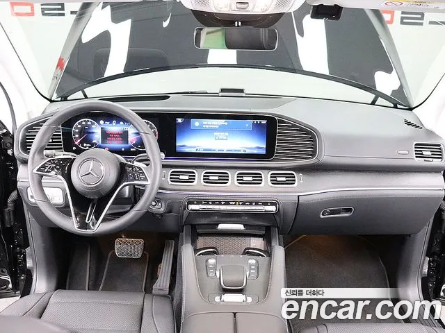 Mercedes-Benz GLE-Class — Фото автомобиля 13