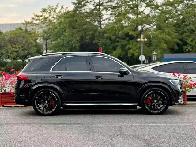 Mercedes-Benz GLE-Class — Фото автомобиля 20