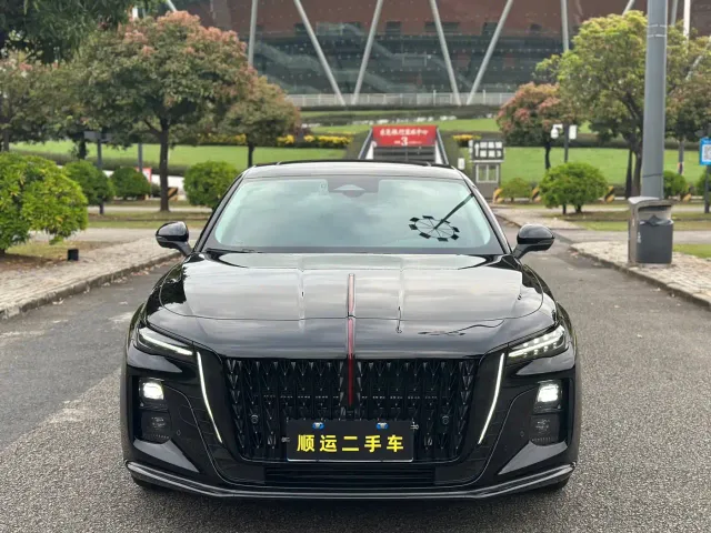 Hongqi H5 — Фото автомобиля 2