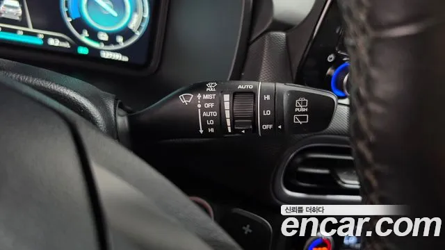 Hyundai Kona — Фото автомобиля 27