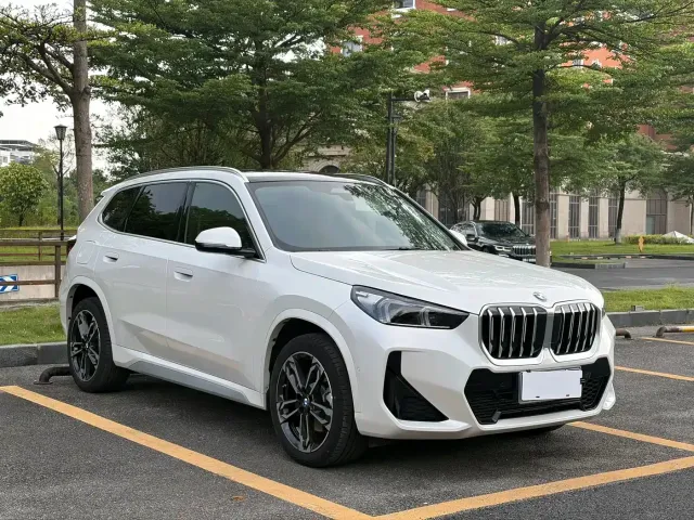 BMW BMW X1 2025 sDrive25Li M Sport Package — Фото автомобиля 3