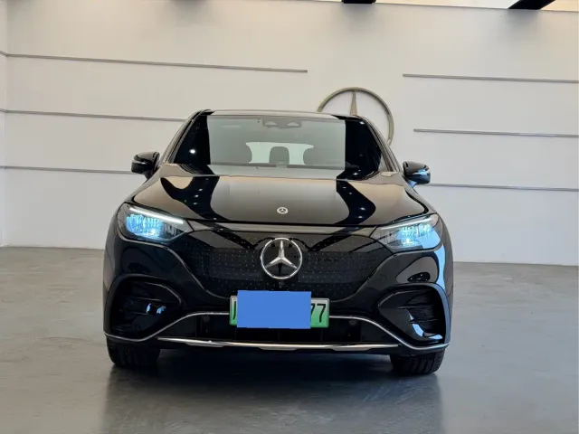 Mercedes-Benz EQE SUV — Фото автомобиля 2