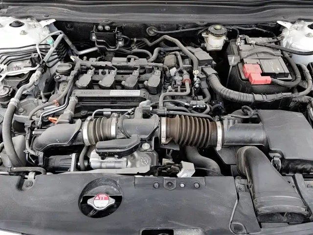 Honda Accord — Фото автомобиля 10