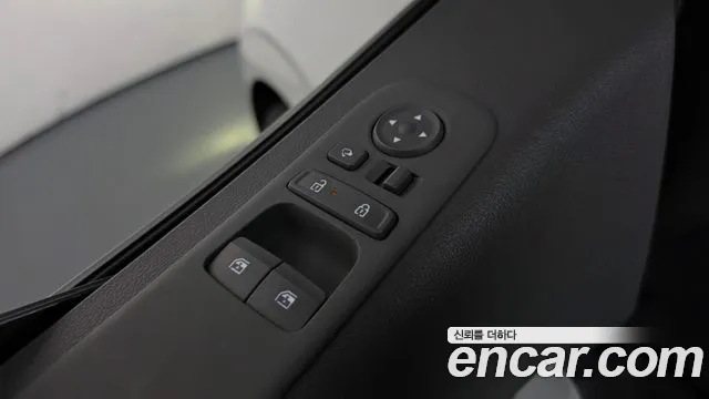 Hyundai Staria Staria 4WD Lounge 7 мест — Фото автомобиля 30