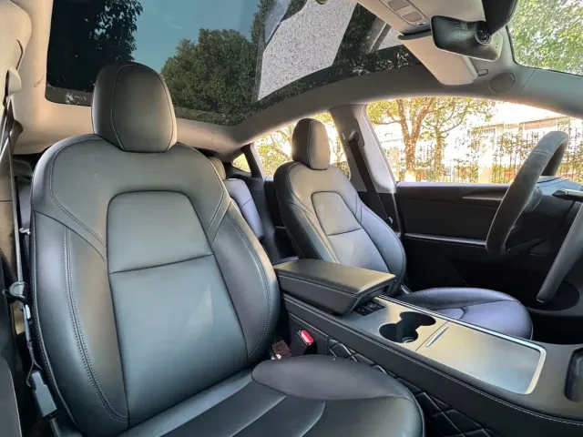 Tesla Model Y 2022 Facelift Rear-Wheel Drive Version — Фото автомобиля 16