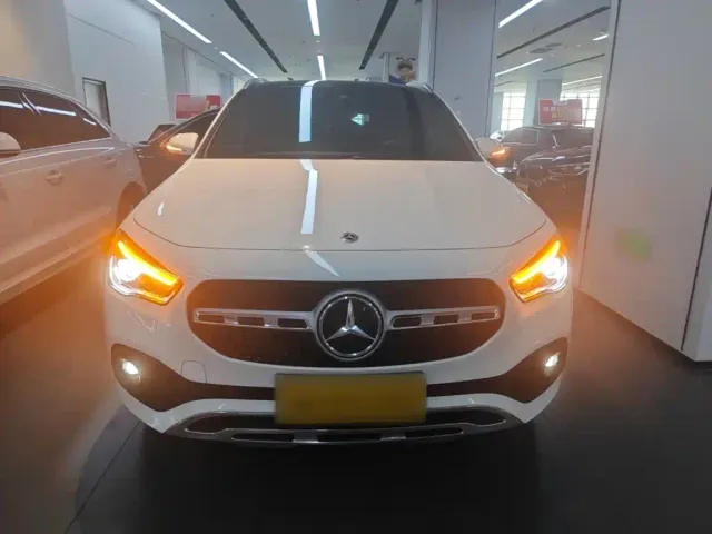 Mercedes-Benz GLA-Class — Фото автомобиля 2