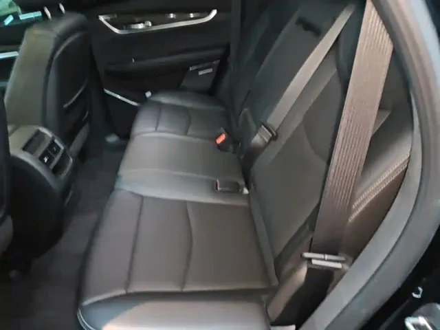 Cadillac XT5 — Фото автомобиля 16