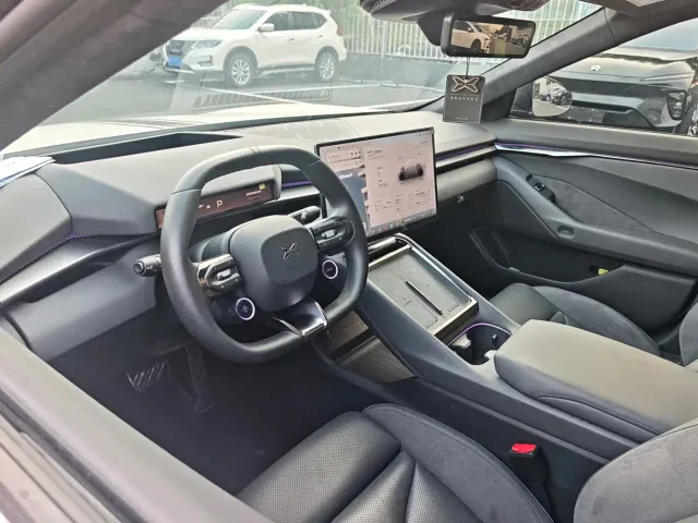 Xpeng P7 — Фото автомобиля 18