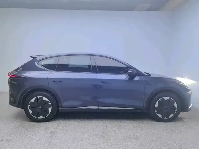 IM Motors IM LS7 2023 Model 77kWh Urban Fit Rear-Wheel Drive Version — Фото автомобиля 10