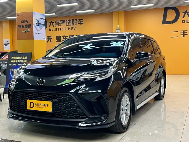 Фотография автомобиля — Toyota Granvia