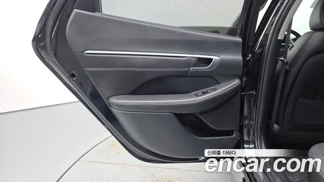 Hyundai Sonata — Фото автомобиля 14