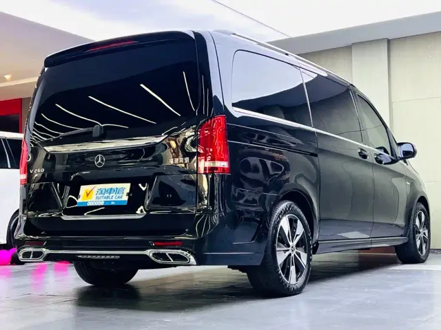 Mercedes-Benz V-Class — Фото автомобиля 4