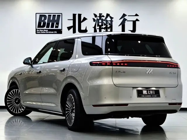 IM Motors LS8 — Фото автомобиля 6