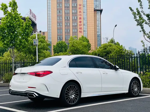Mercedes-Benz C-Class — Фото автомобиля 10