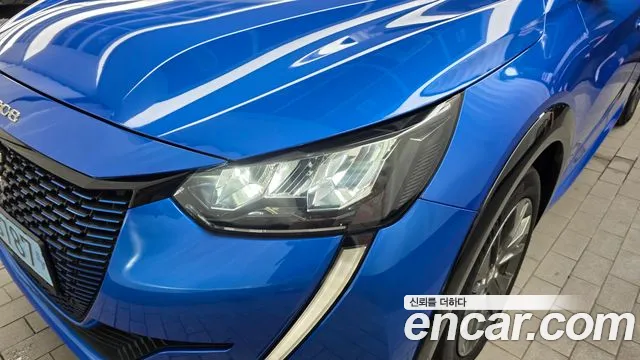 Peugeot 208 — Фото автомобиля 22