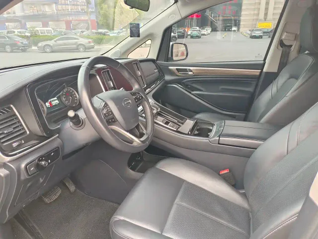 GAC Trumpchi M8 — Фото автомобиля 14
