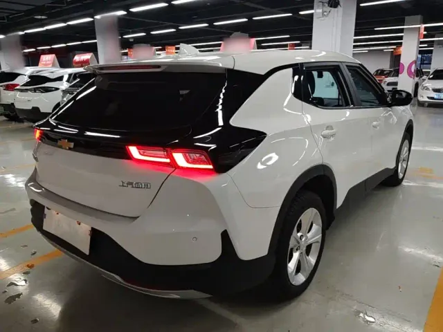 Chevrolet Menlo — Фото автомобиля 6