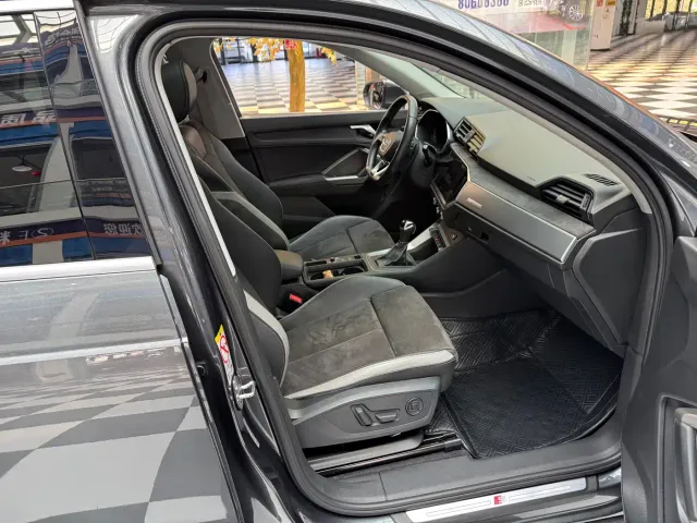 Audi Q3 — Фото автомобиля 20