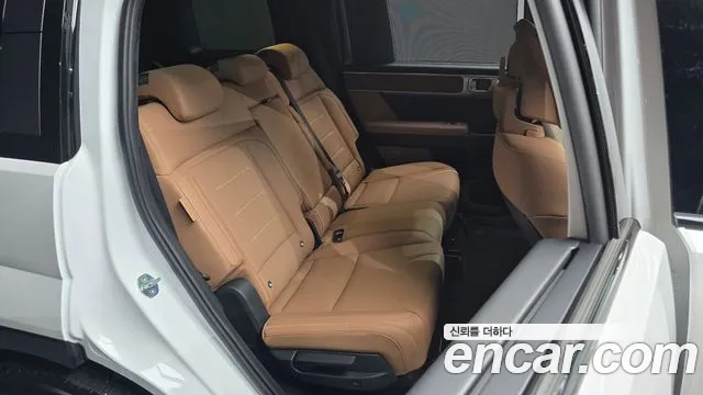 Hyundai Santafe — Фото автомобиля 9