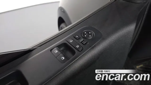 Hyundai Staria — Фото автомобиля 30