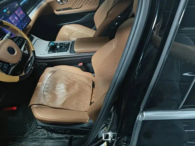BYD Han — Фото автомобиля 14
