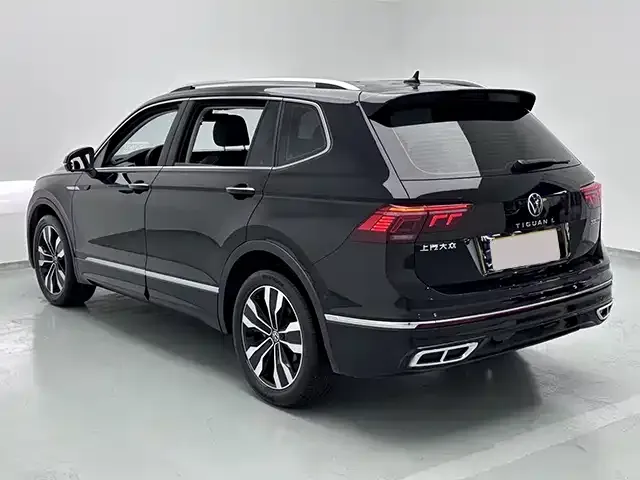 Volkswagen Tiguan L — Фото автомобиля 4