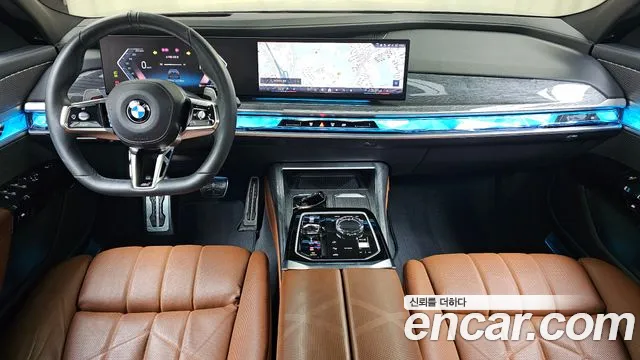BMW 7-Series 7 серия (G70) 740i xDrive M Sport — Фото автомобиля 7
