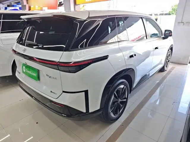 Toyota BoZhi 3X — Фото автомобиля 6