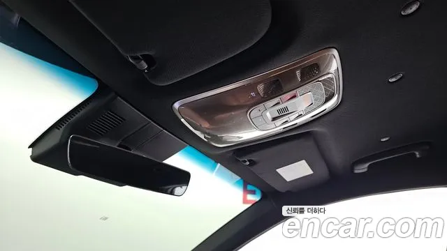 Genesis GV70 — Фото автомобиля 21