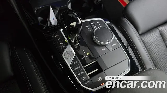 BMW X4 xDrive20i M Sport — Фото автомобиля 9