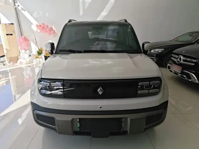 Baojun Yep Plus — Фото автомобиля 2