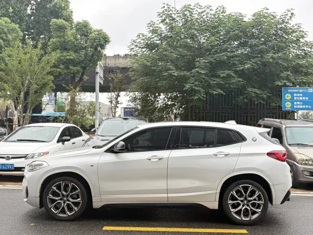 BMW X2 — Фото автомобиля 5
