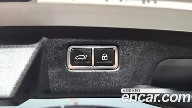 Kia Sorento Sorento 4-е поколение Бензин 2.5T 2WD — Фото автомобиля 14