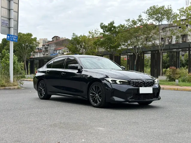 BMW 3 Series — Фото автомобиля 3