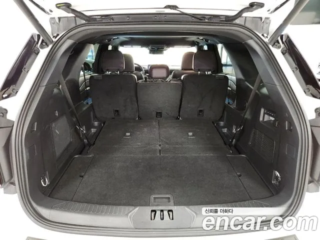 Ford Explorer — Фото автомобиля 19