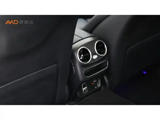 Mercedes-Benz C-Class — Фото автомобиля 9